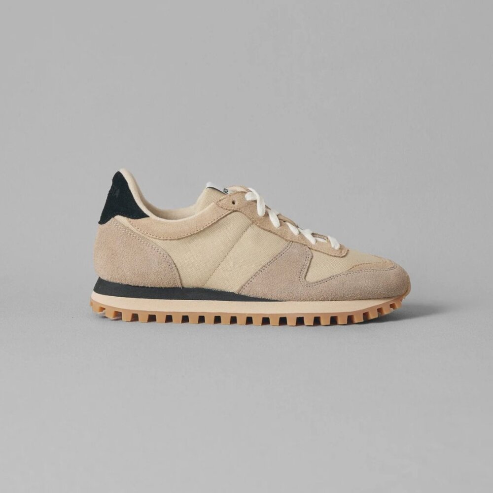 Novesta Marathon Trail Trainers / Sneakers
